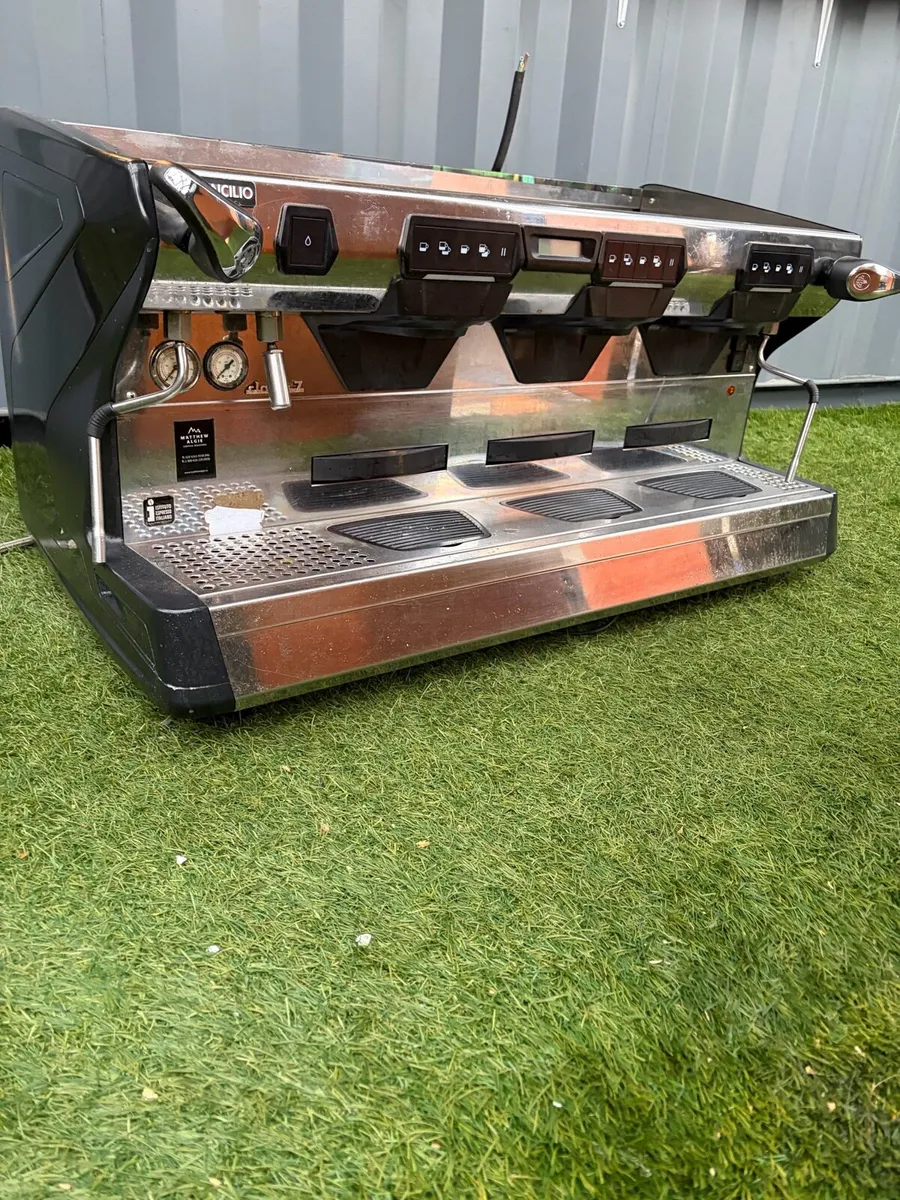 Coffee machine - Image 2