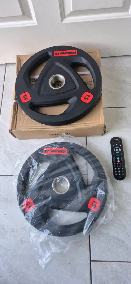 Brand new 2x15kilo olympic tri grip weight plates - Image 4