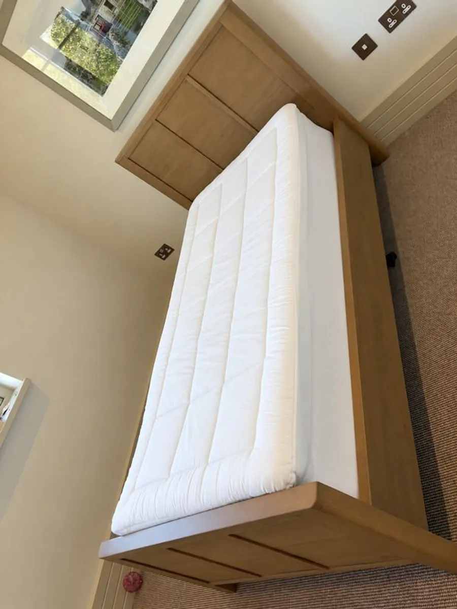 Quality 3ft Oak Single Bed + Mattress + Topper + Duvet | Cost 780 | 450 - Image 4