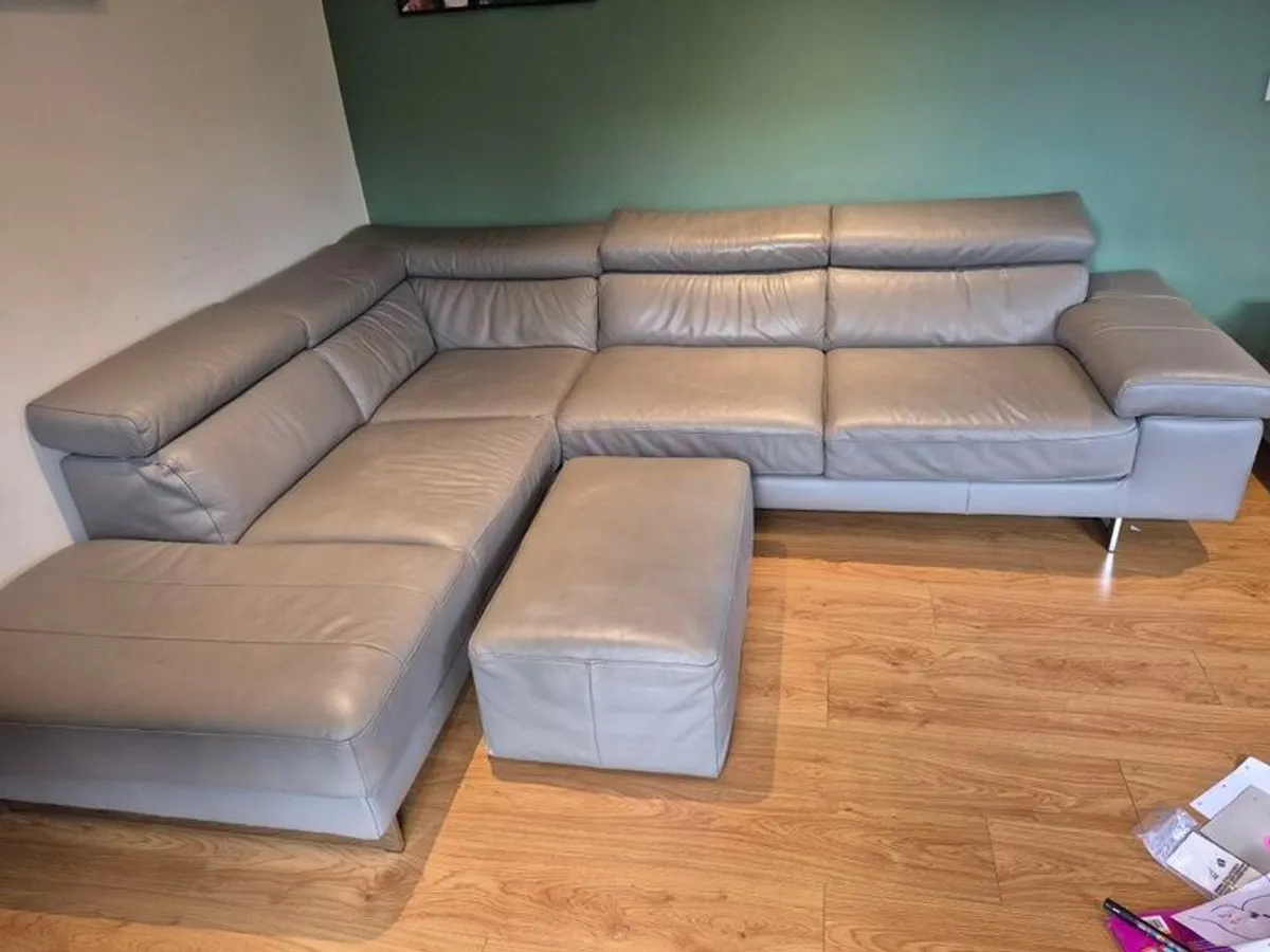 Natuzzi Editions Leather Corner Sofa with footstool - Image 1