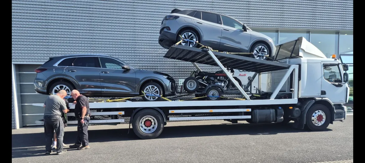 Renault  Premium 4 Car Recovery - Image 4