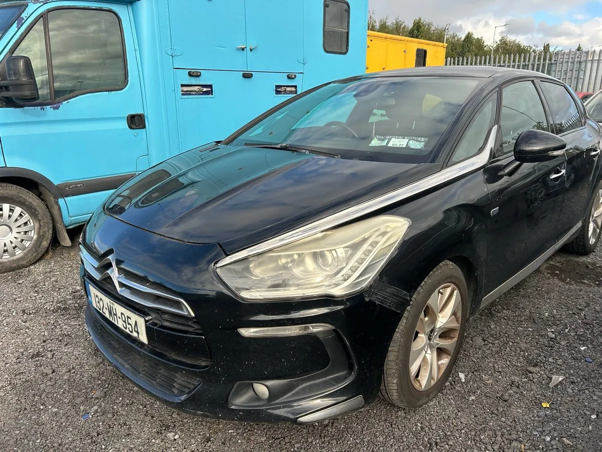 Citreon ds5 hybrid diesel 4x4 - Image 2