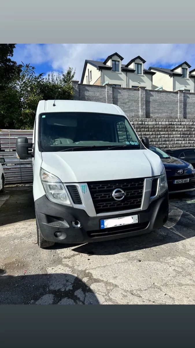 152 Nissan nv400 - Image 1