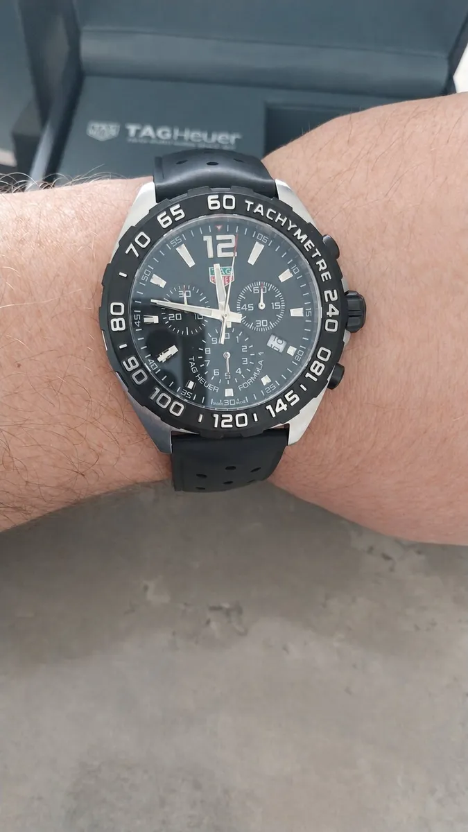 TAG Heuer Formula 1 Chronograph CAZ1010 Mens Watch - Image 3