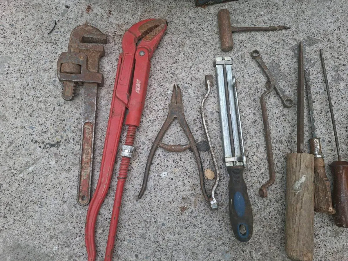 Old Vintage Cantilever Toolbox and Tools - Image 3