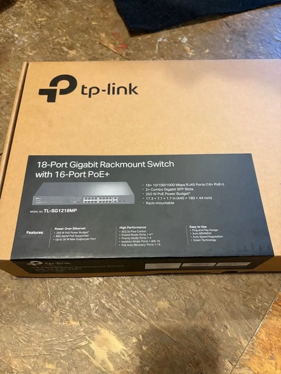 TP link Network switch - Image 2