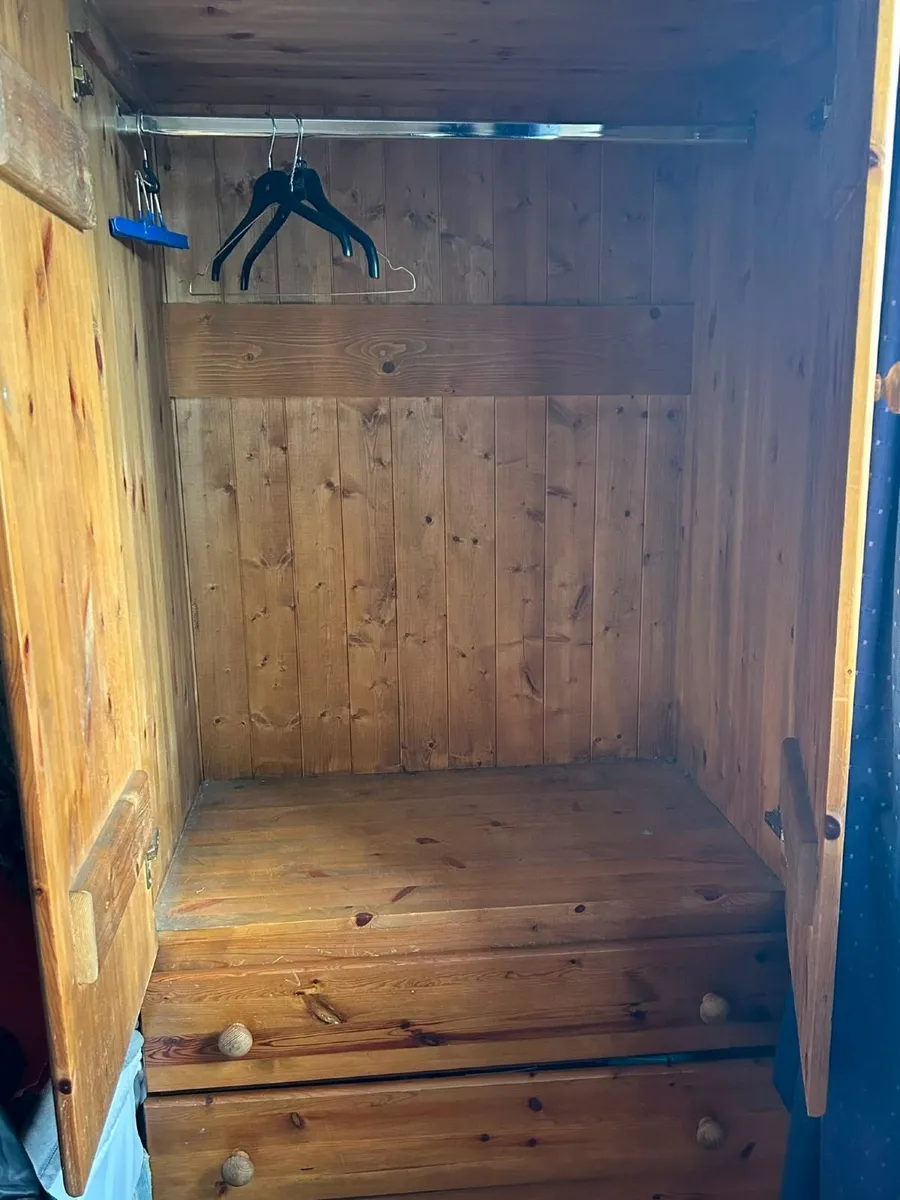Solid pine wardrobe - Image 2