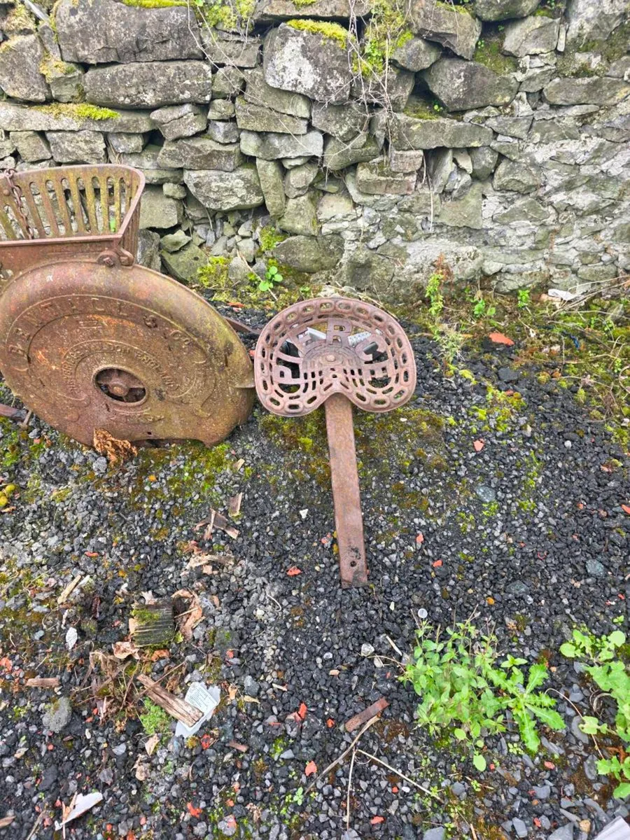 vintage seats and pulper - Image 2