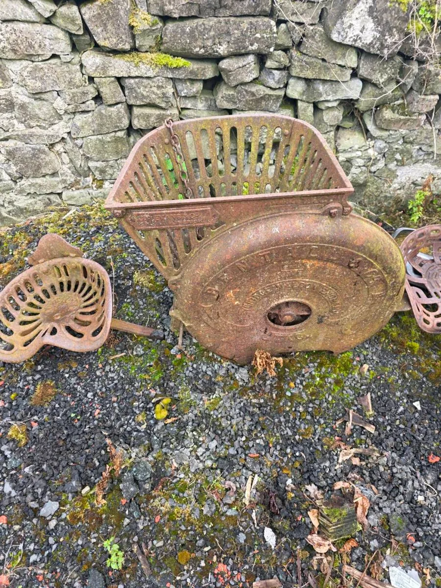 vintage seats and pulper - Image 3