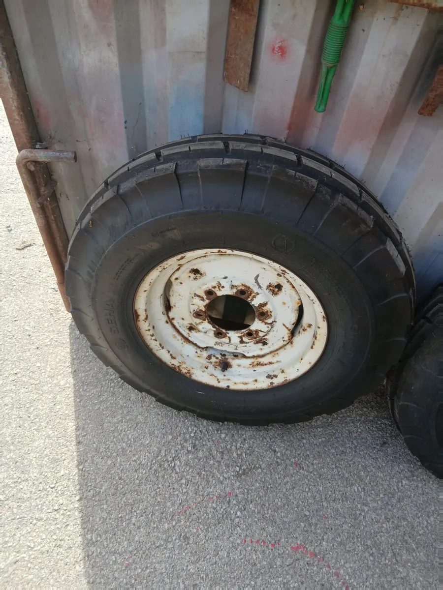 Ford 4000 5000 70000 - Image 4