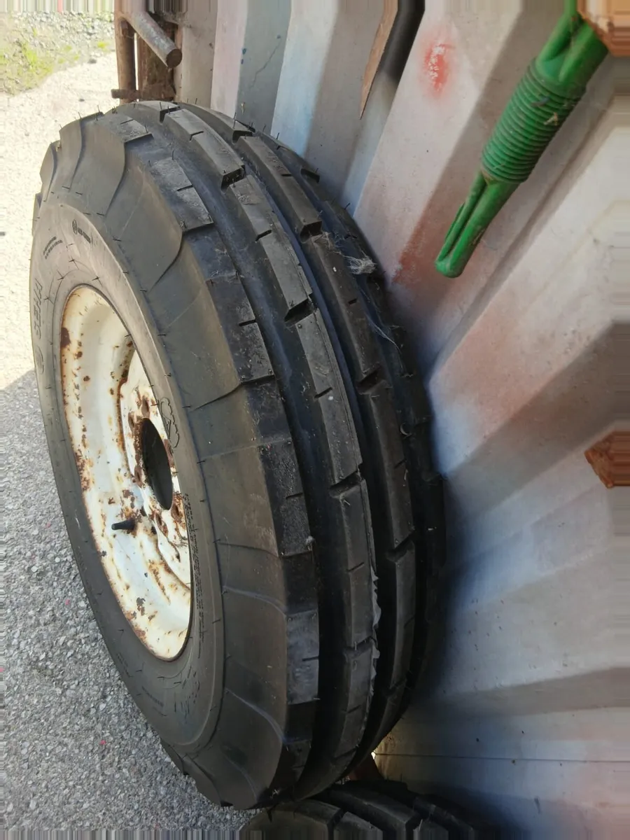 Ford 4000 5000 70000 - Image 2