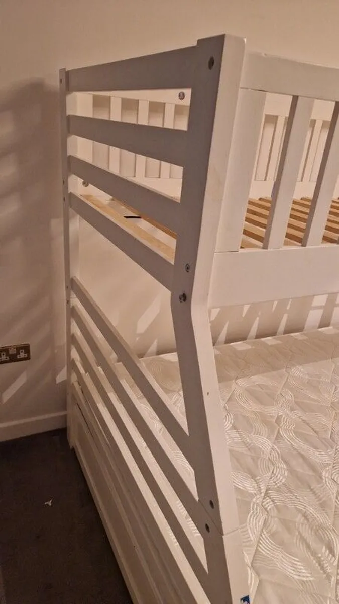 Triple Bunk Bed with Mattress - Image 2