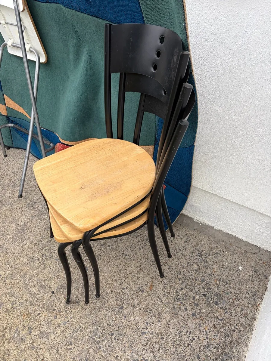 3 kitchen chairs €30 - Image 2