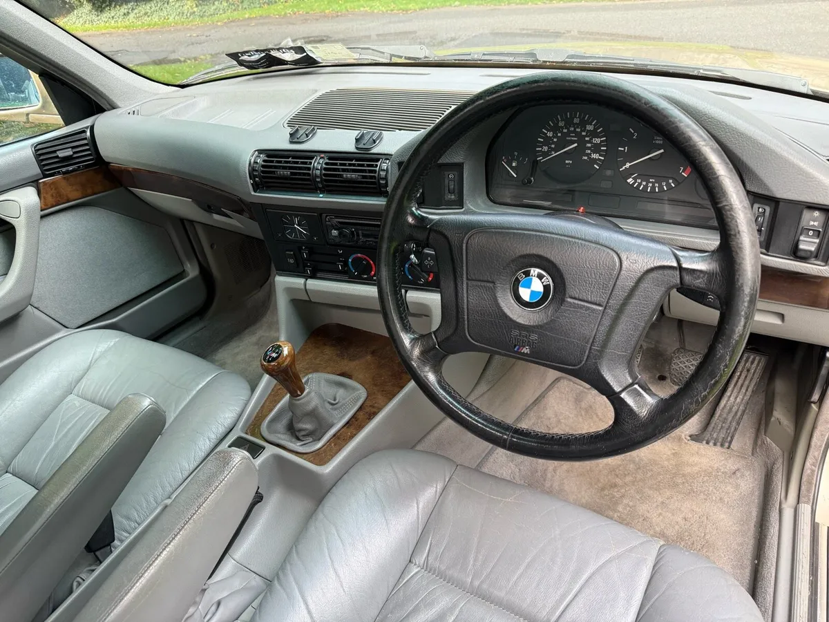 1996 BMW E34 520i Manual - Image 3