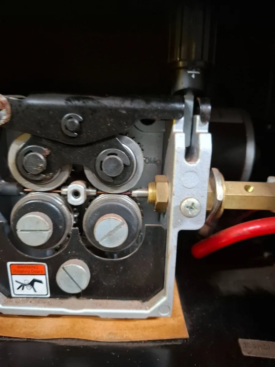 MIG welder - Image 4