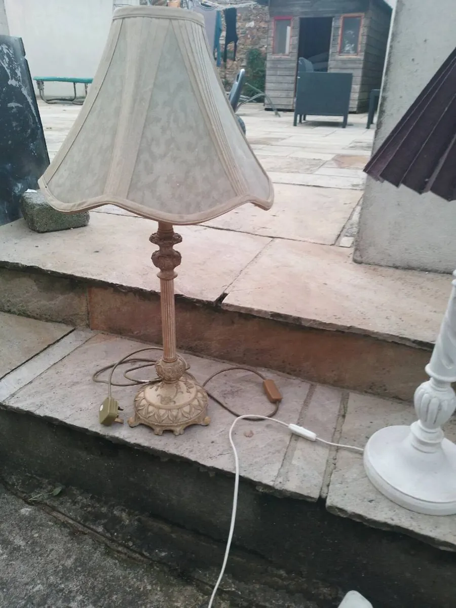 Lamps and candle holders - Image 1
