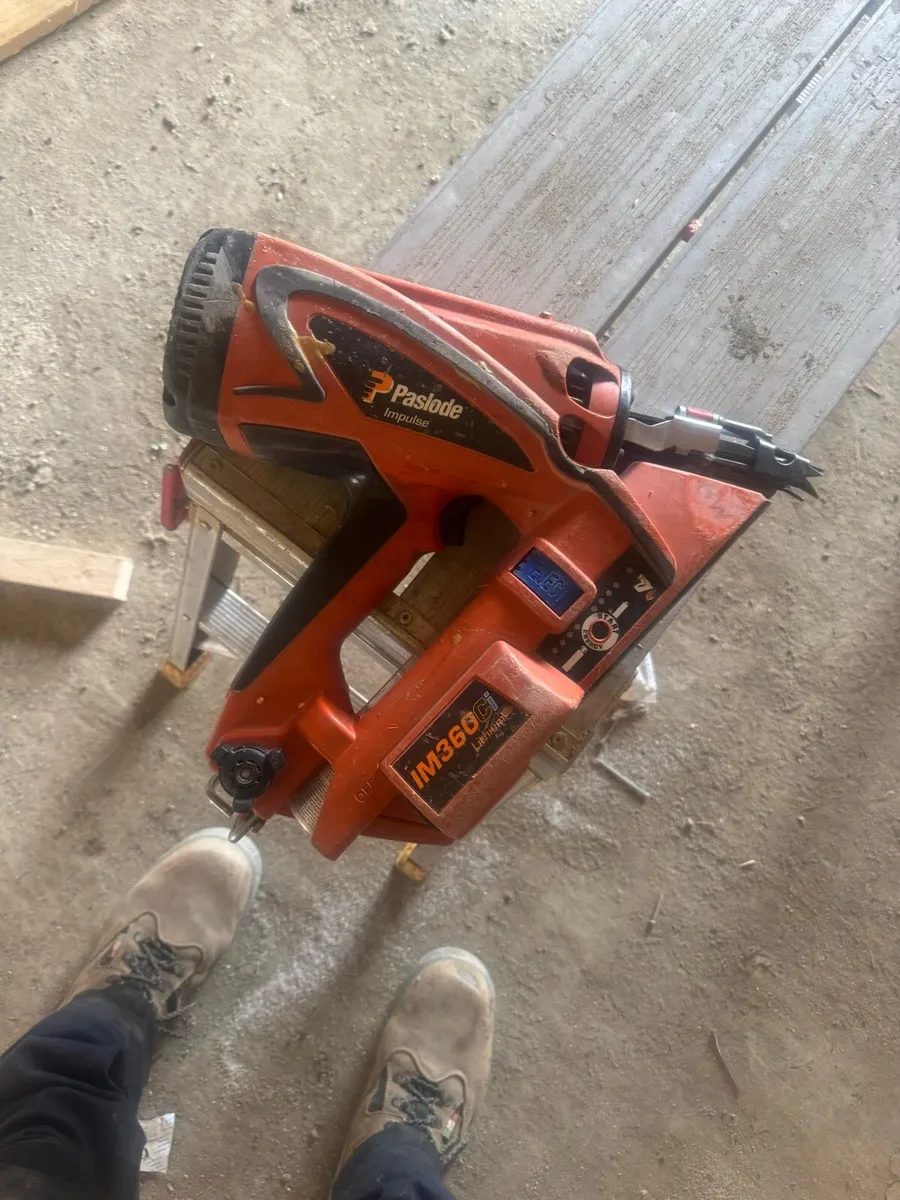 Paslode nail gun - Image 1