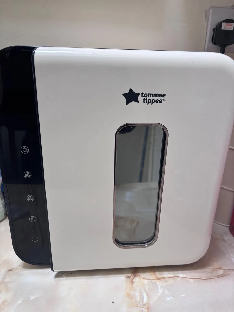 Tommee Tippee Advanced UV Steriliser and Dryer - Image 2