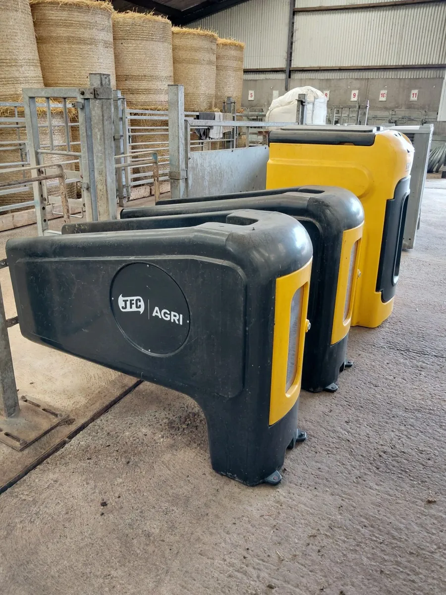 JFC S2 CALF FEEDER - Image 1