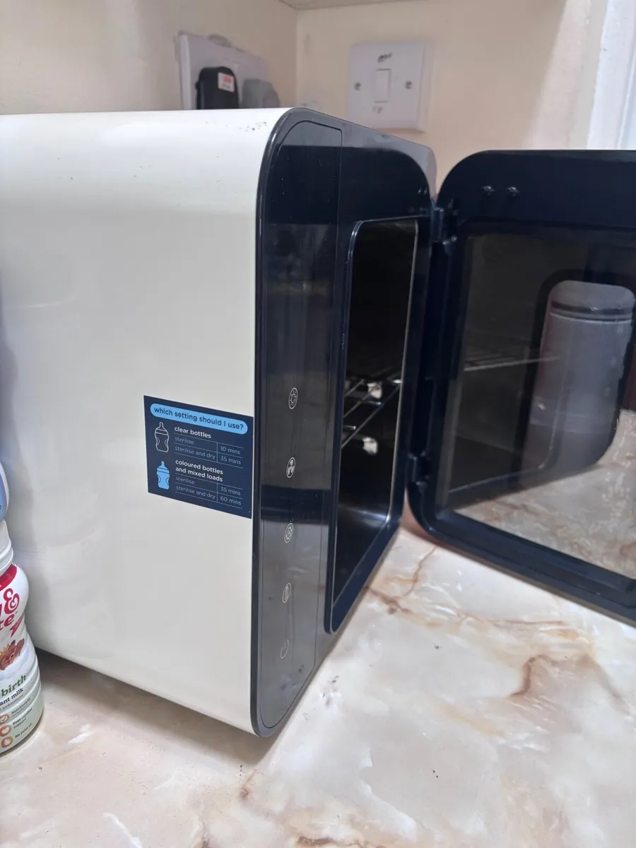 Tommee Tippee Advanced UV Steriliser and Dryer - Image 3