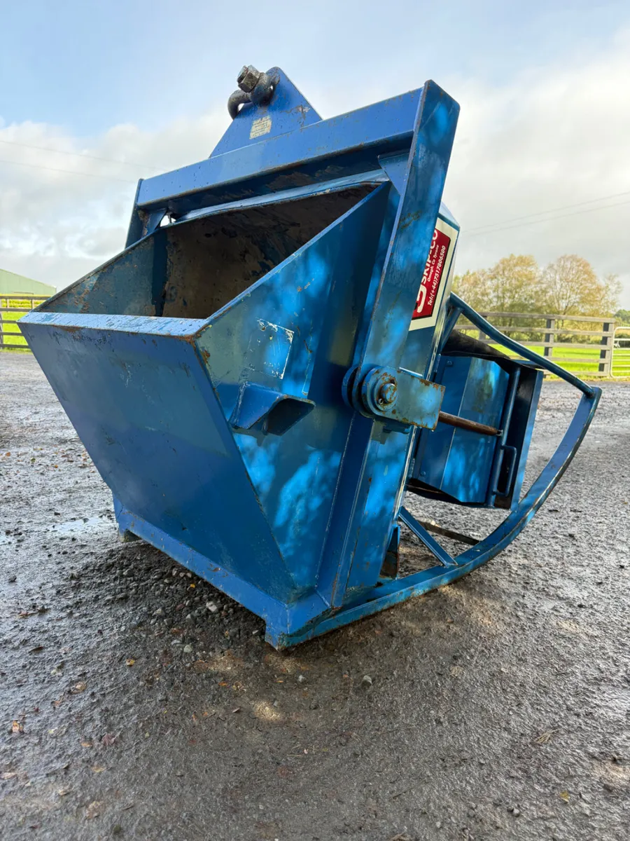 Concrete Skip - Image 4