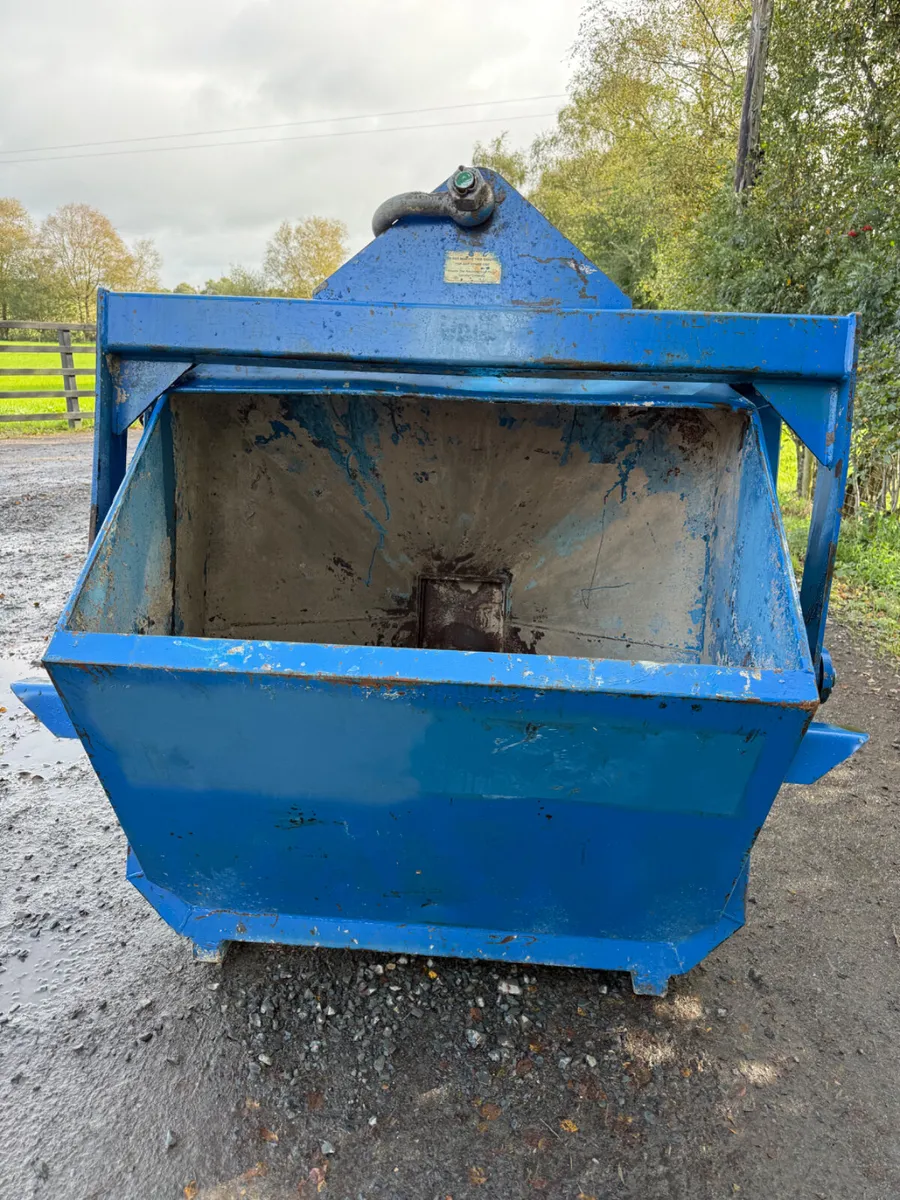 Concrete Skip - Image 3