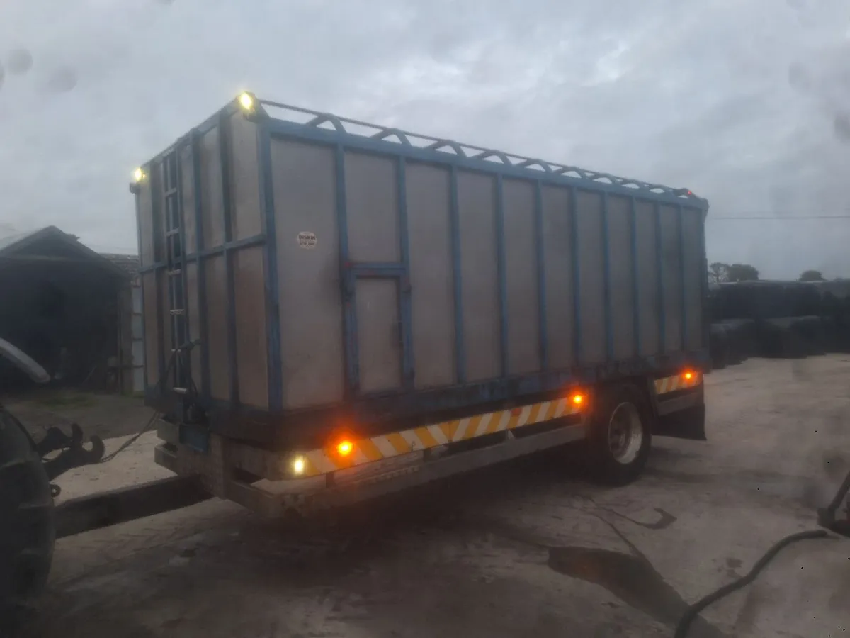 Cattle trailer - Image 3