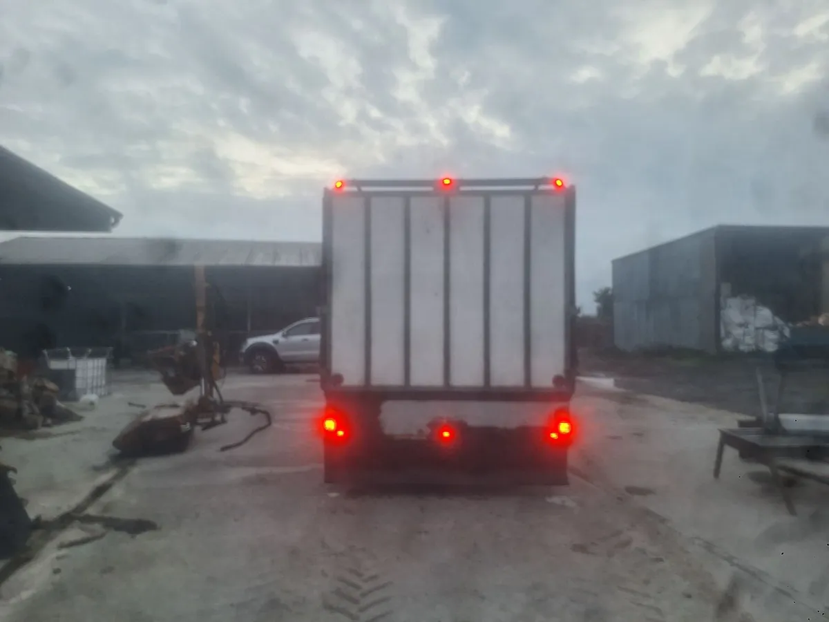 Cattle trailer - Image 4