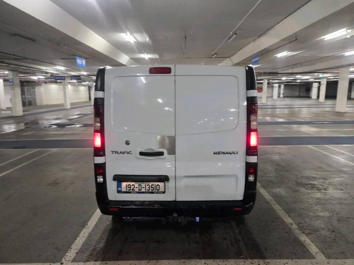 Renault traffic - Image 4