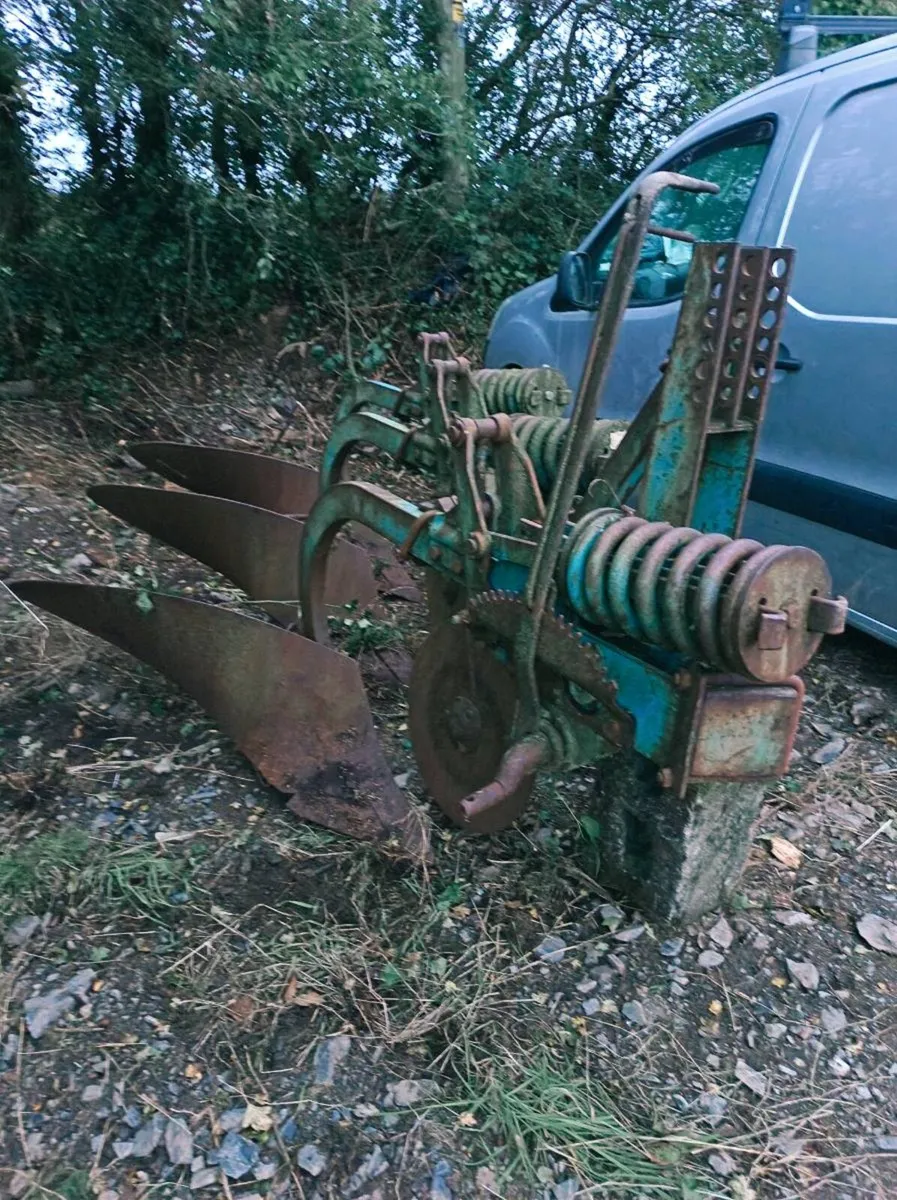 Fiskar ploughs - Image 2