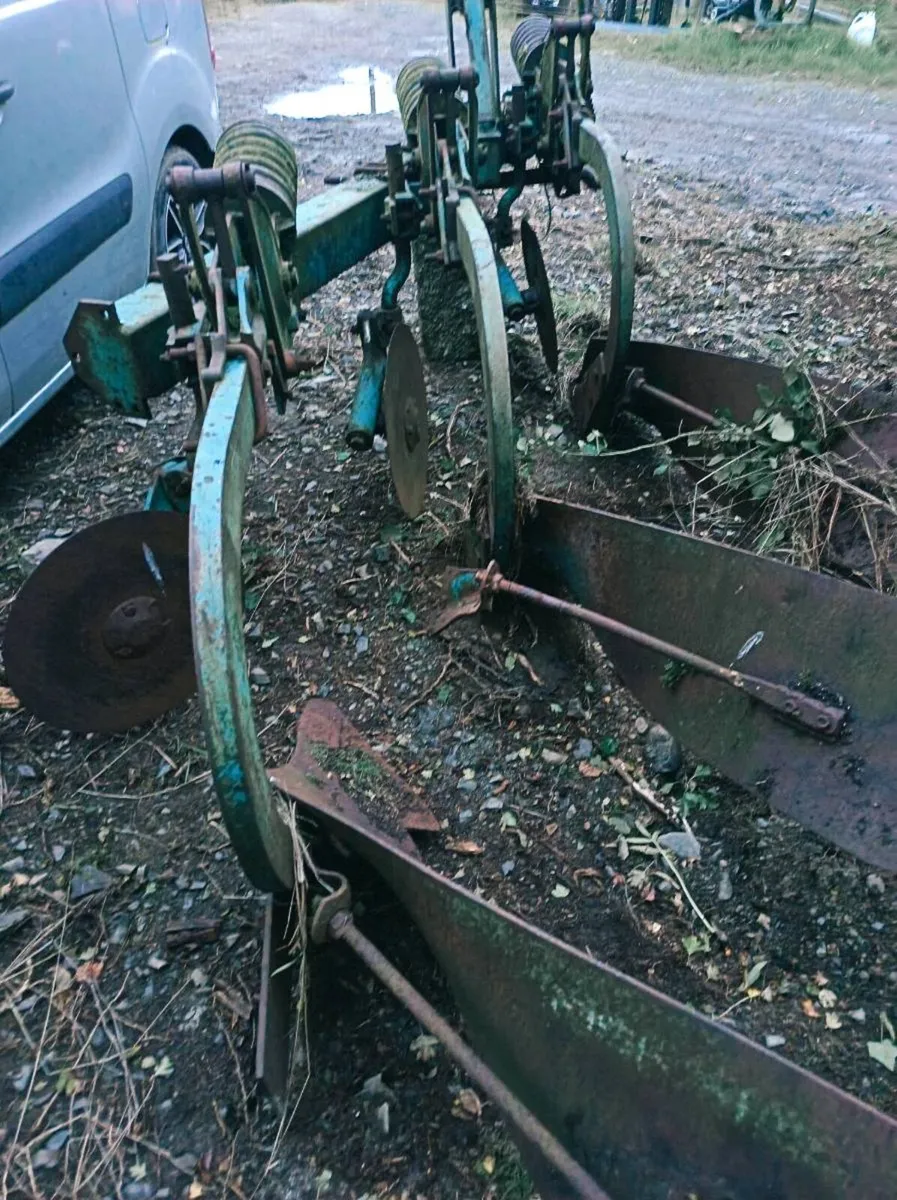 Fiskar ploughs - Image 3