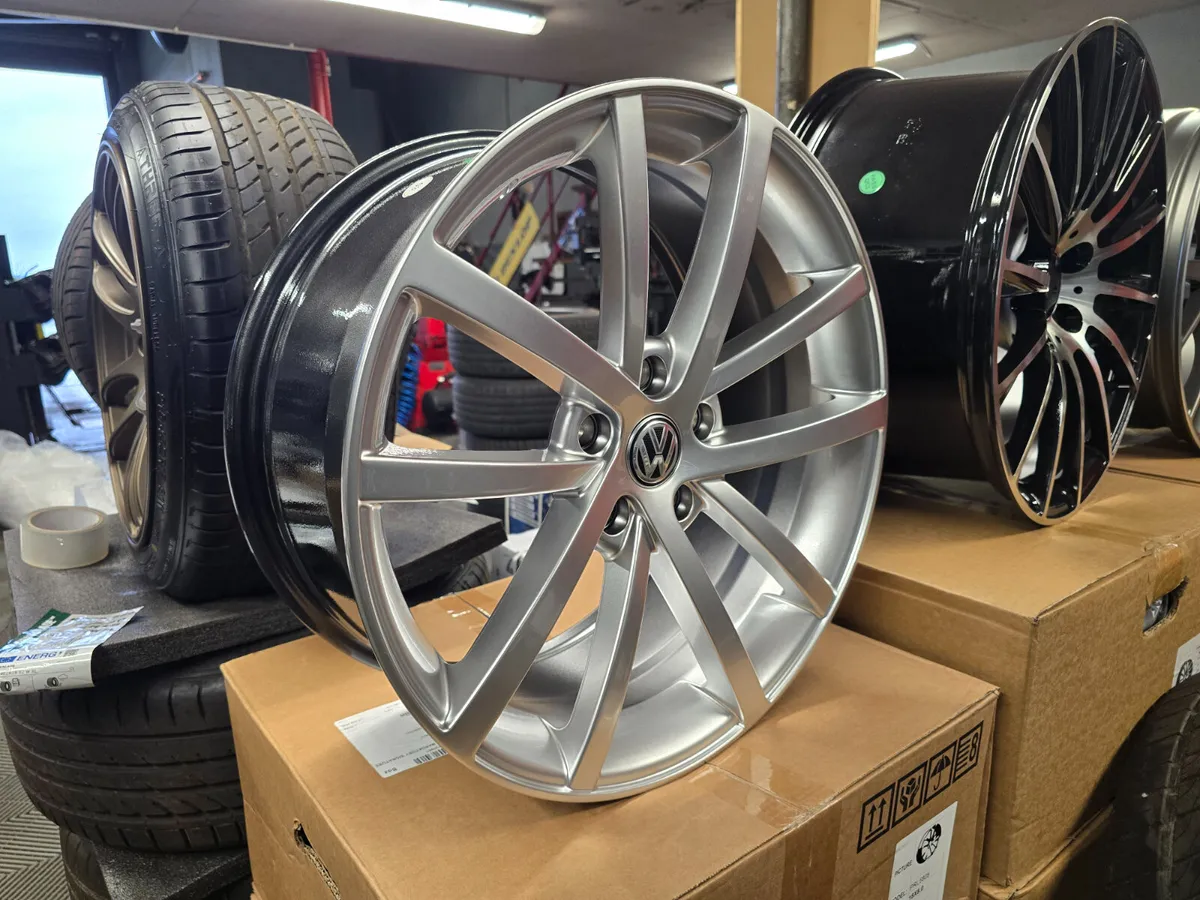 **Special** 18" Volkswagen Vancouver Style
