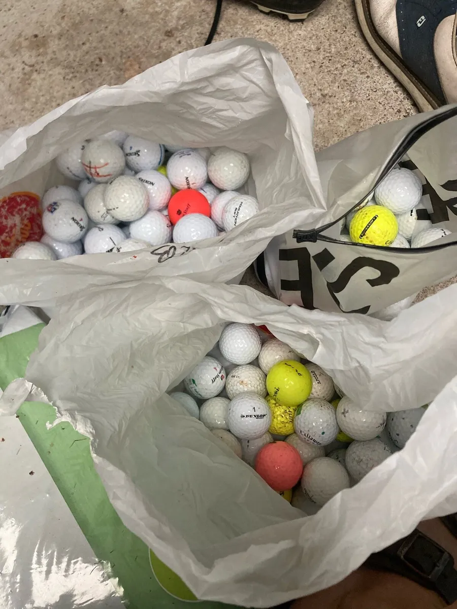 Golf Balls - Image 2