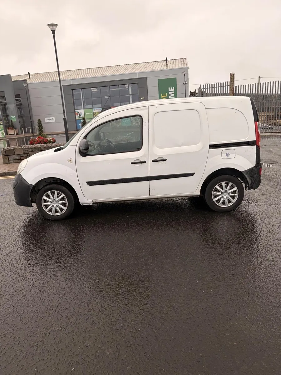 Renault kango 2013 1.5 Diesel cvrt February 27 - Image 3