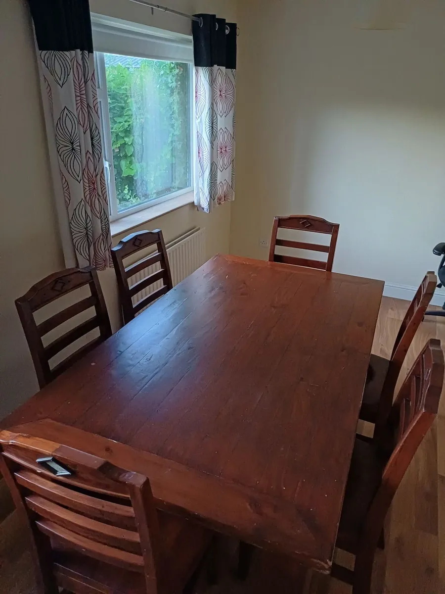 Mahogany Table with 6 Chairs - Image 3