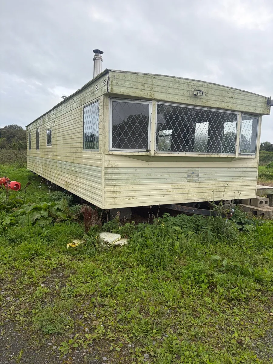 3 bed mobile home - Image 2