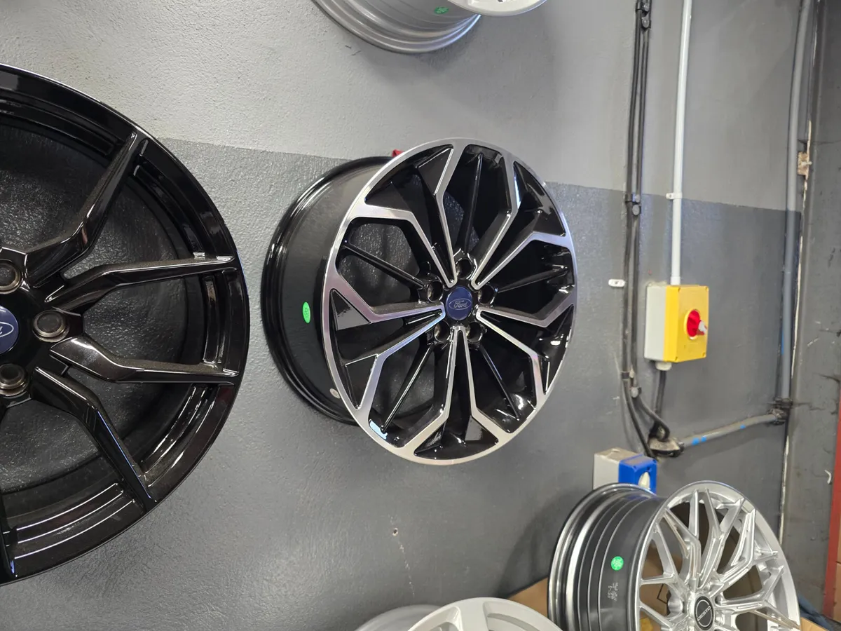 **Special** 18" Ford Focus ST4 Style Alloys - Image 2