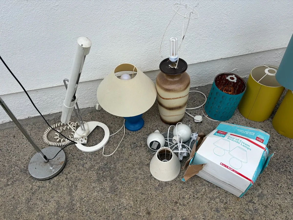 lamps + shades €20 together - Image 4