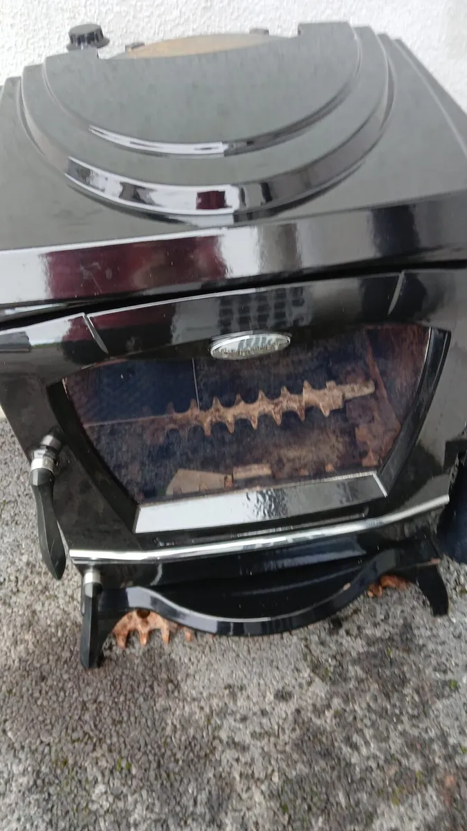Stove - Image 2