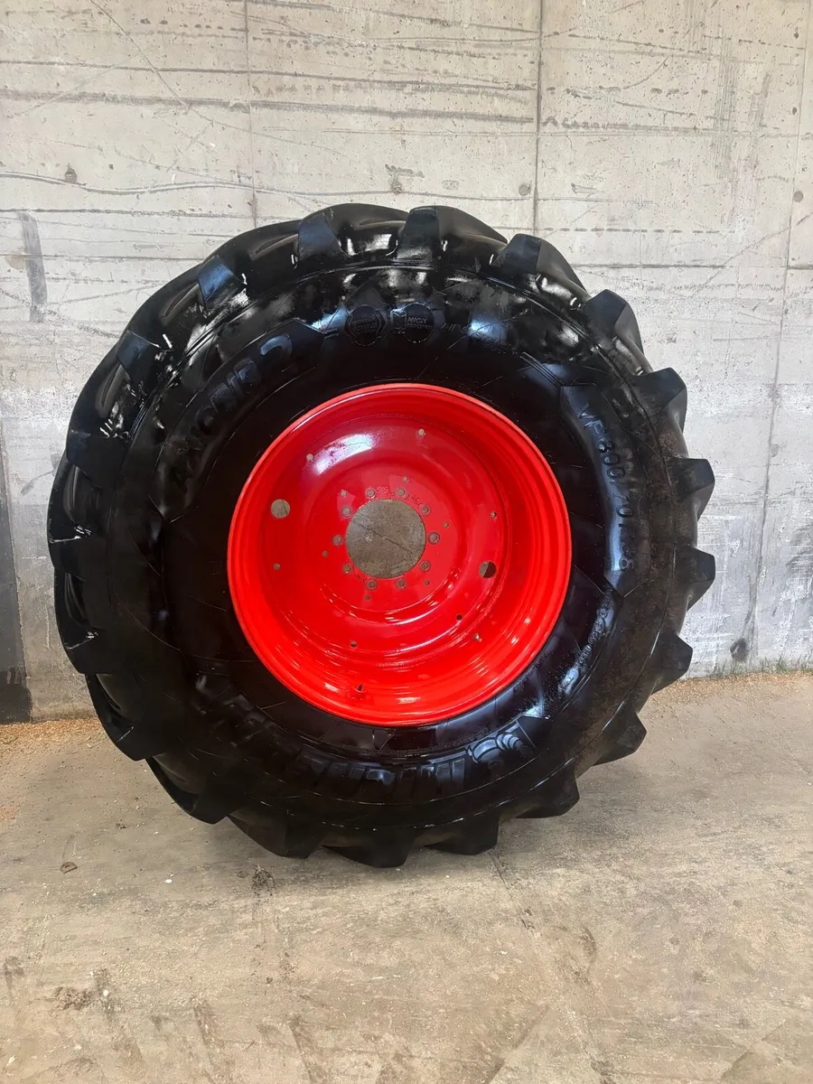 800/70R38 VF Michelin - Image 4