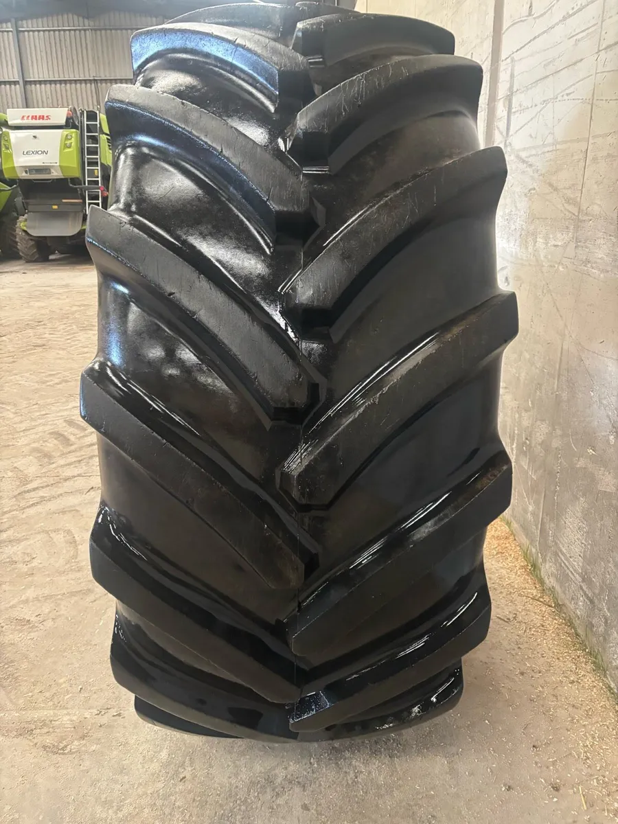 800/70R38 VF Michelin - Image 3