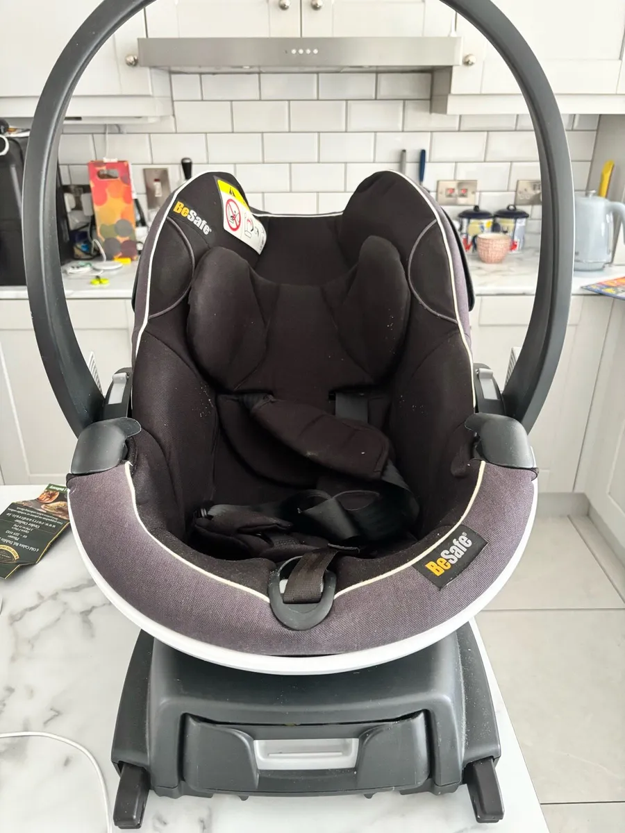 BeSafe IZi Modular ISOfix base and seat - Image 2