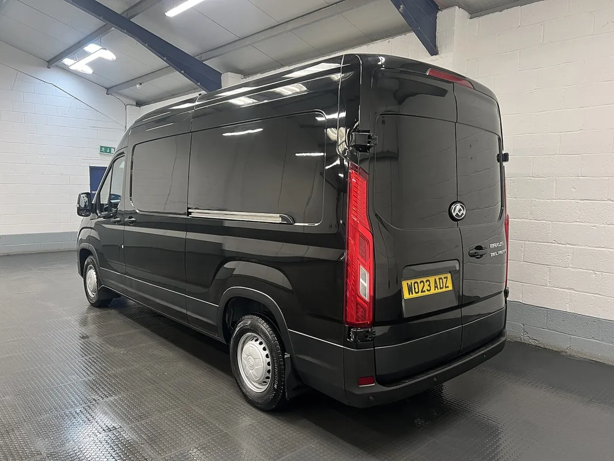 2023 Maxus Deliver 9 Panel Van - Image 4