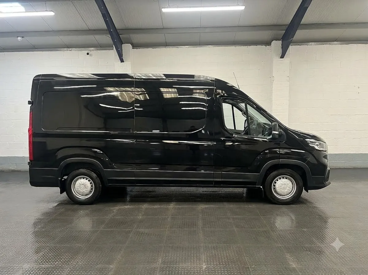 2023 Maxus Deliver 9 Panel Van - Image 1