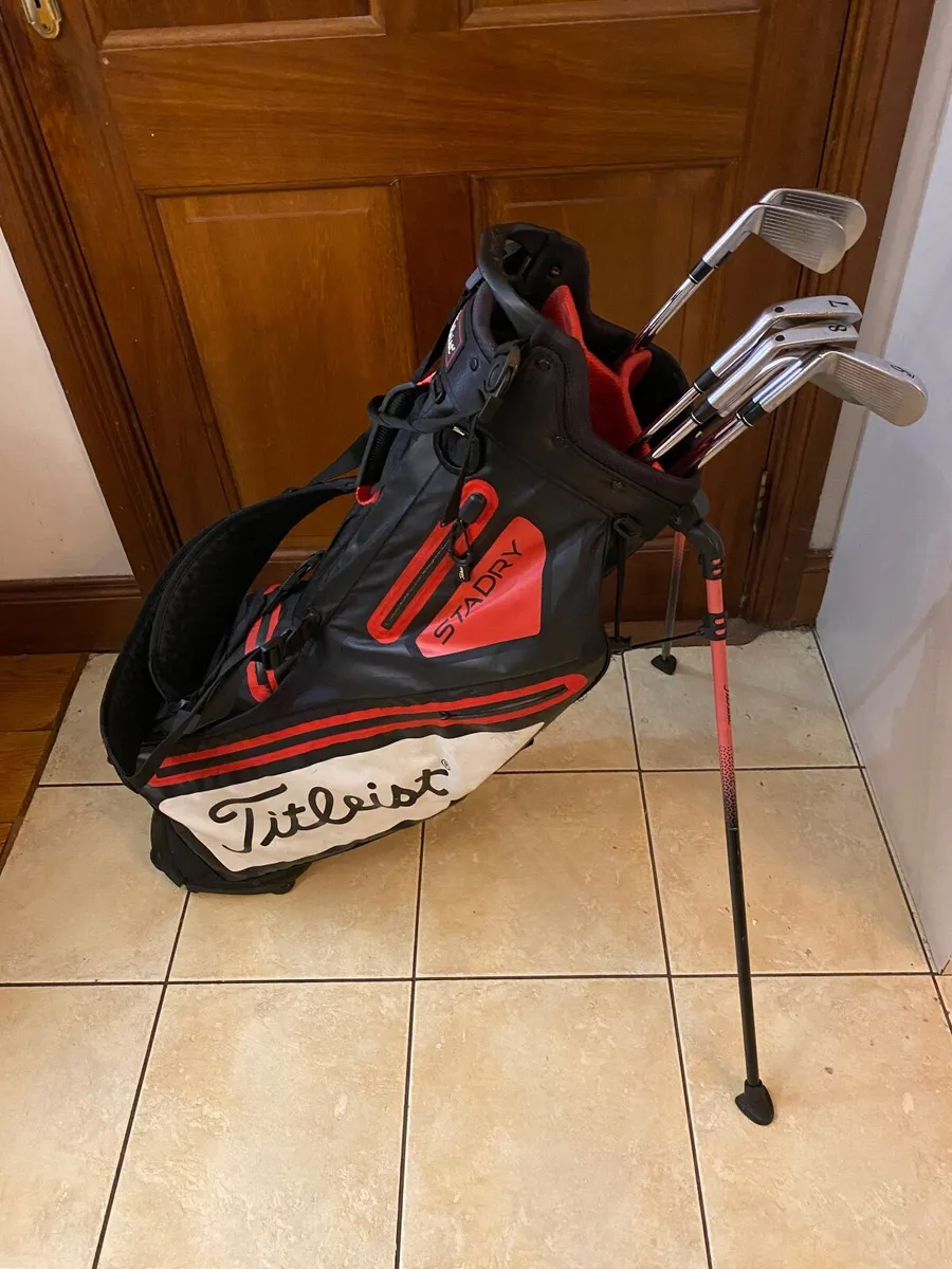 Titleist 660 Forged Irons 5-PW Stiff Flex & Bag - Image 4