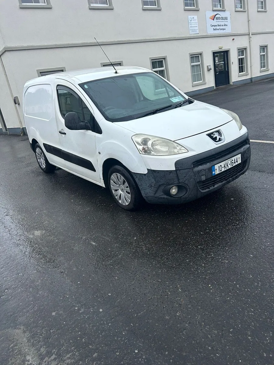 Peugeot partner 2010 1.6 Diesel new cvrt - Image 1