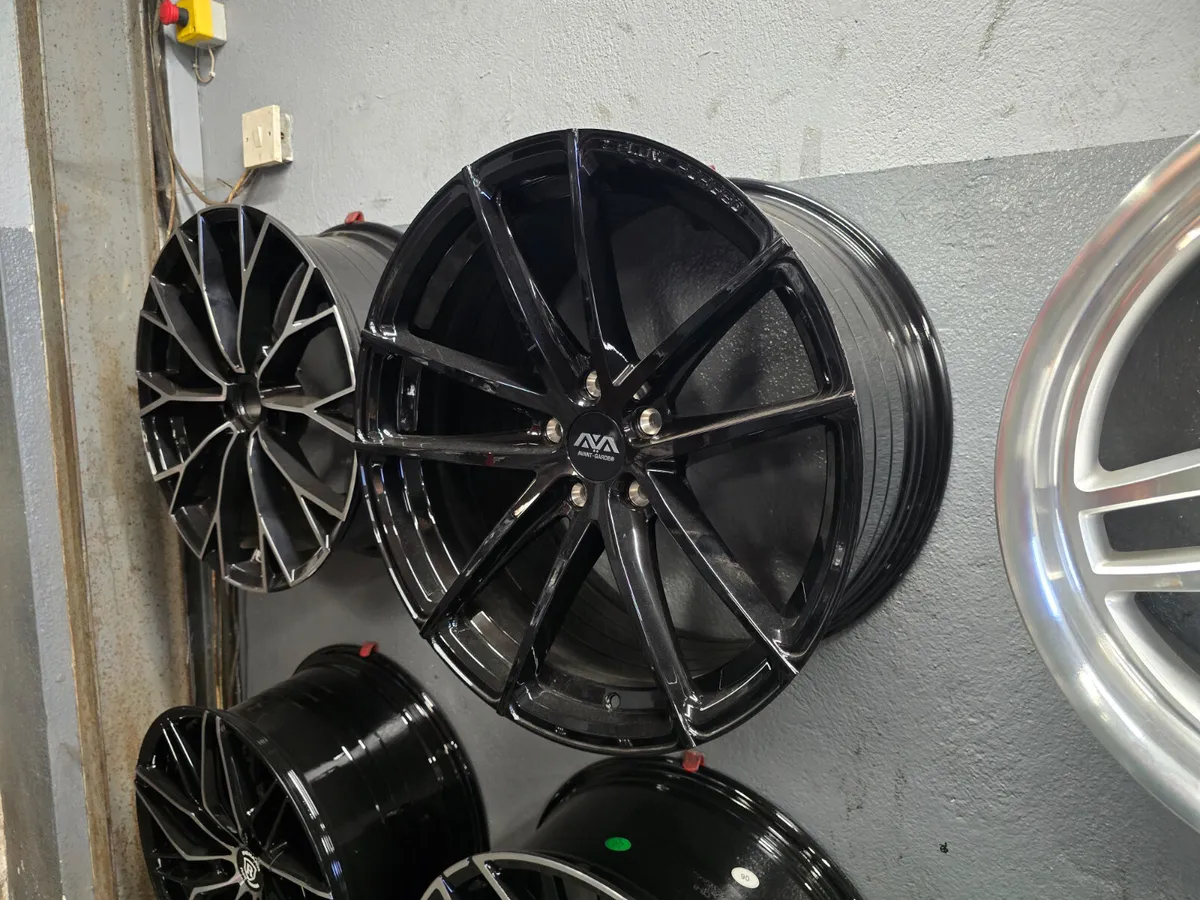 **Special** 20" AVA HSF-001
