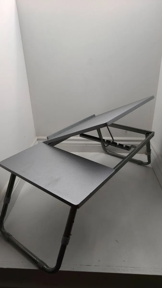 Adjustable folding laptop desk - Image 2