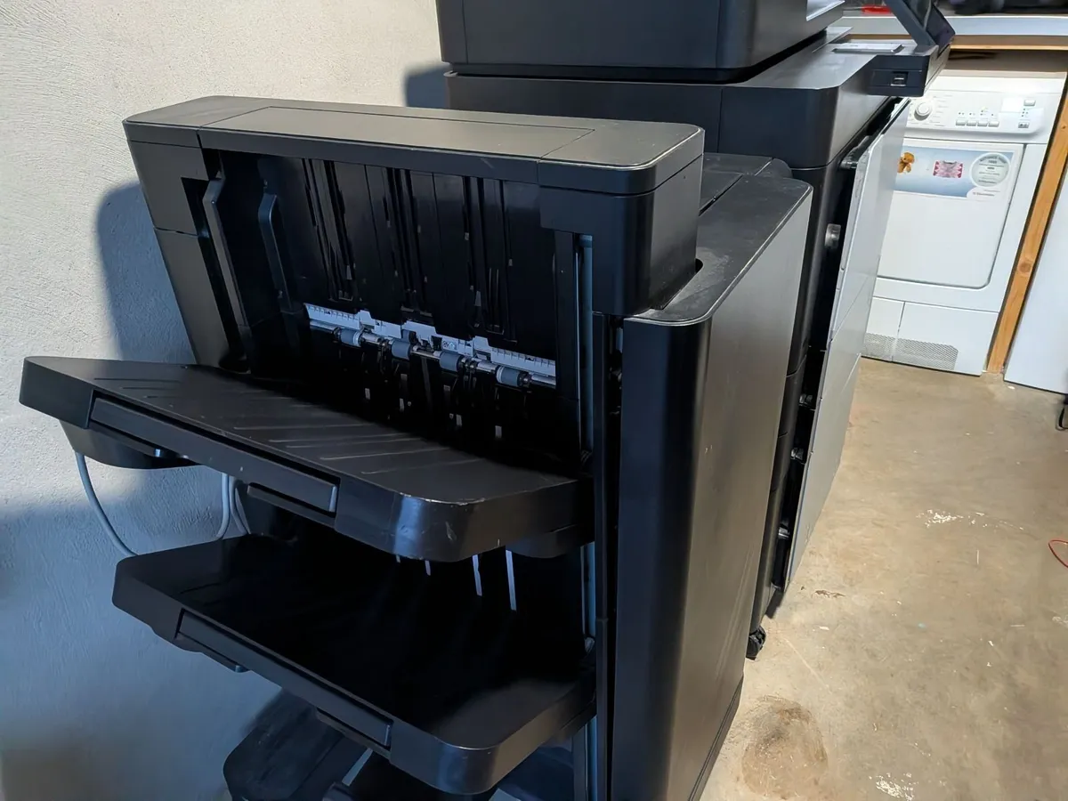 FREE HP LaserJet Enterprise Flow MFP M830z - Image 2