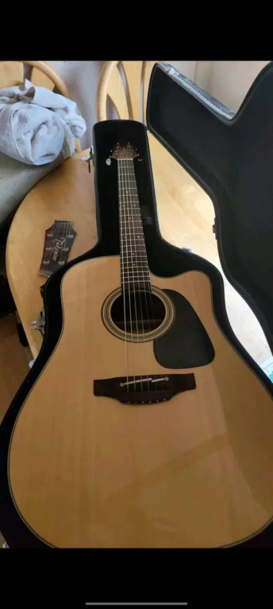 Takamine P2DC - Image 1